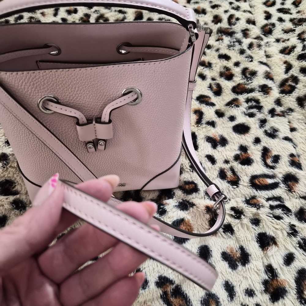 Michael Kors Blush Mini Bucket Bag - Picture 10 of 11